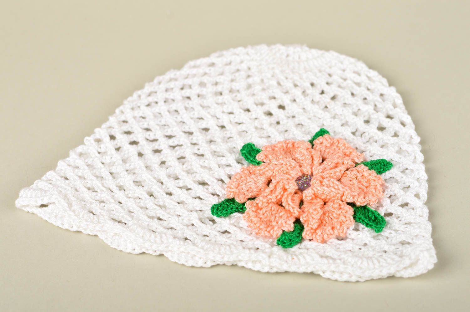 Bonnet tricot fait main Chapeau au crochet blanc fleur pêche Vêtement fille photo 1
