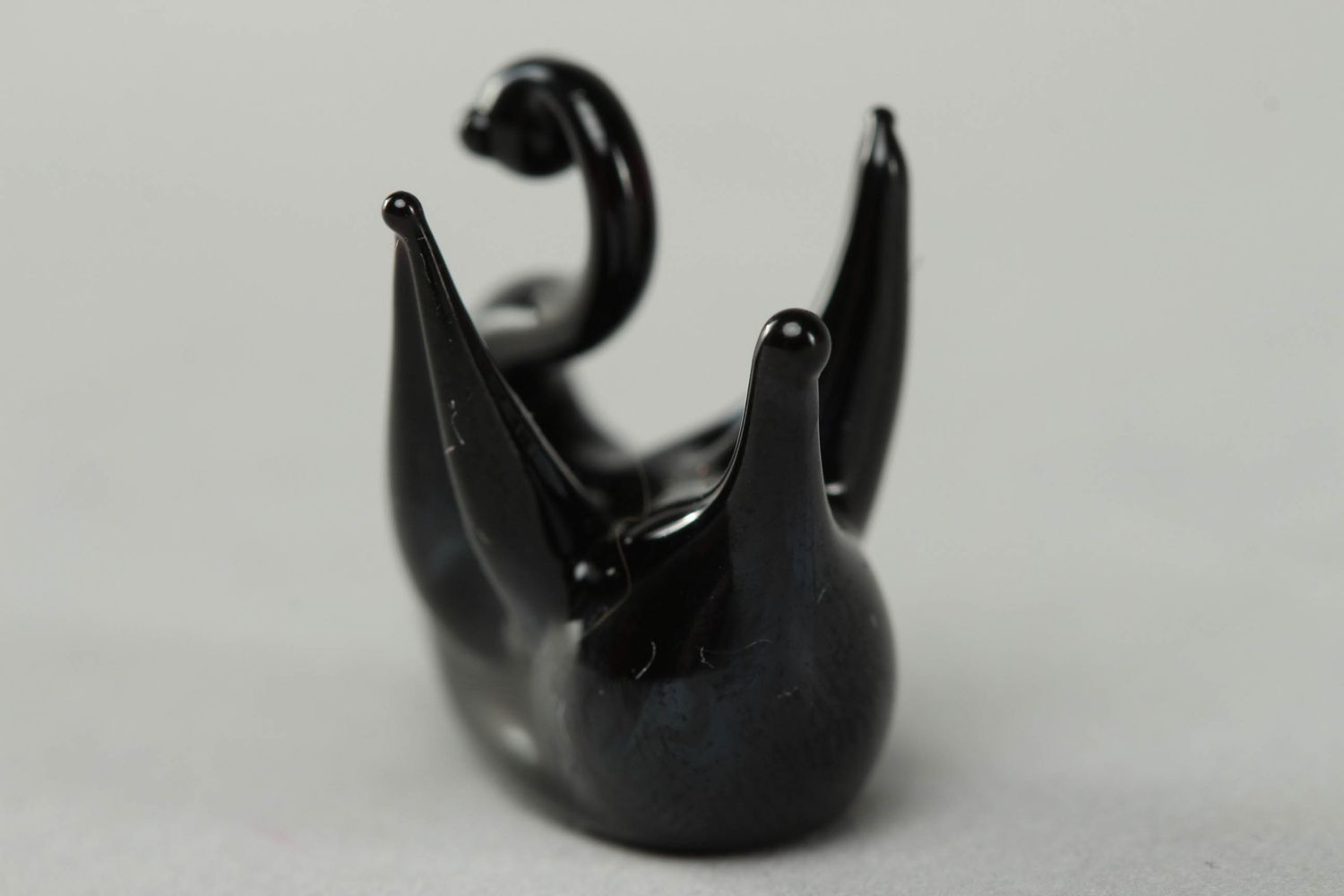 Handmade glass statuette Black Swan photo 3