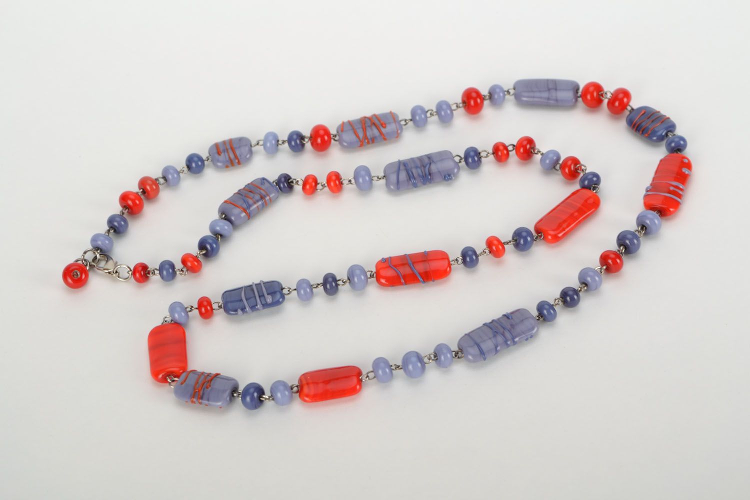 Glass bead necklace photo 3