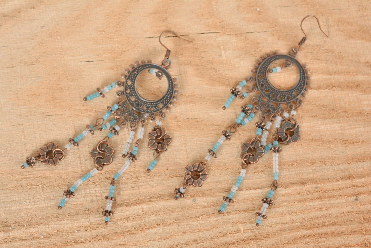 Boucles d'oreilles pendantes Bijou fait main perles rocaille métal Cadeau femme photo 3