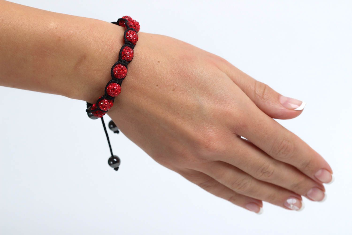 Bracelet mode Bijou fait main de noir et rouge Accessoire femme stylée photo 5
