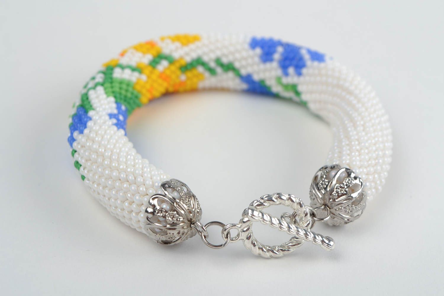 Designer white beautiful handmade beaded cord bracelet with flowers photo 5