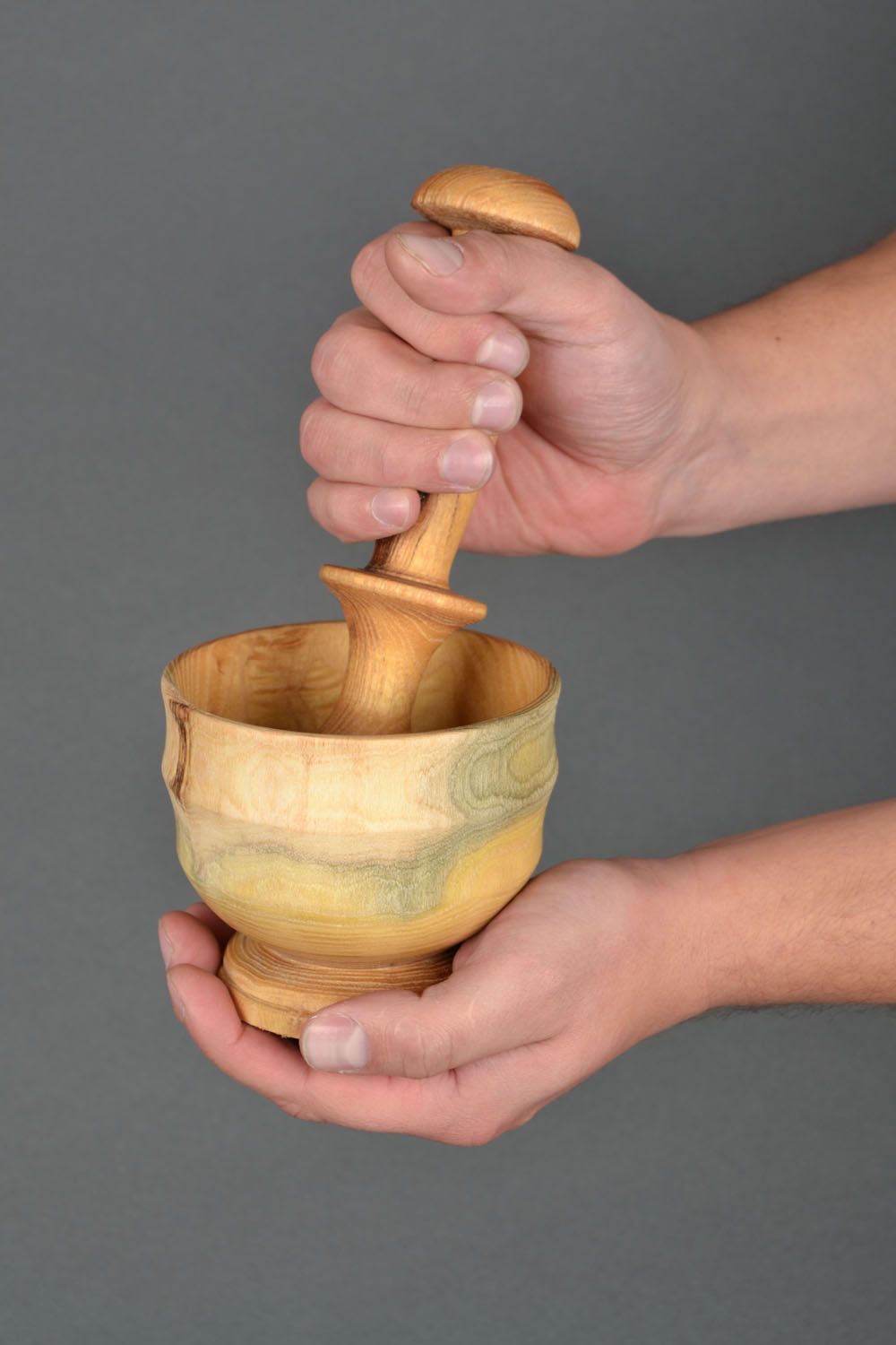 Wooden mortar with pestle photo 2