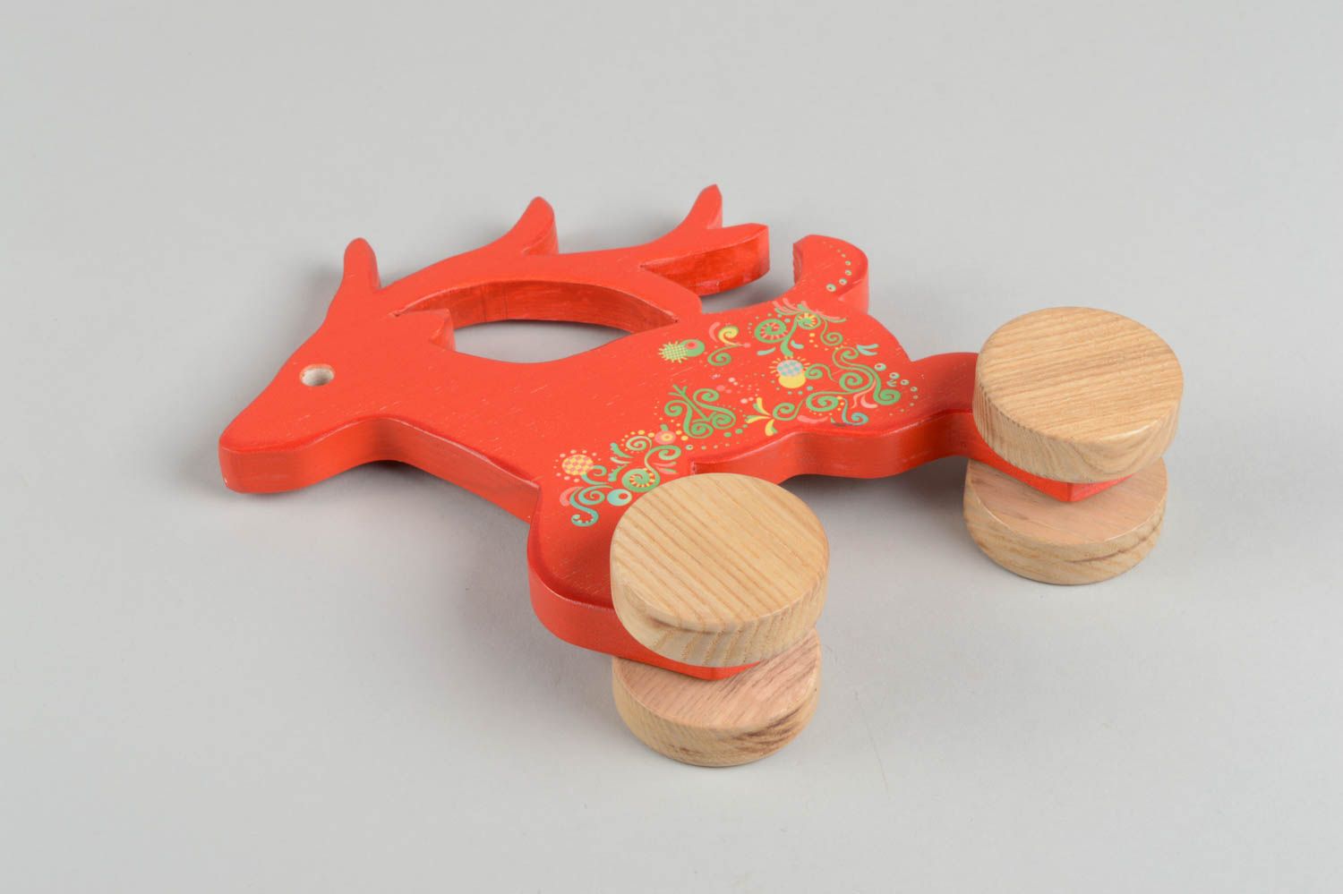 Juguete artesanal ciervo rojo juguete de madera con ruedas regalo para niño foto 3