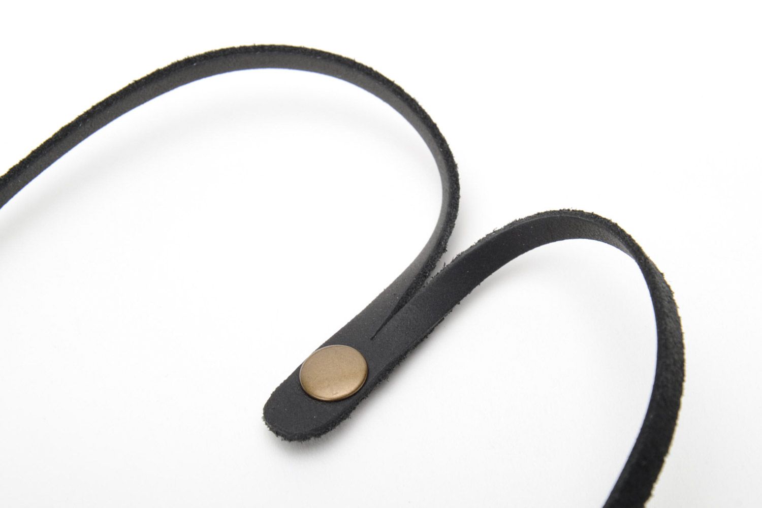 Bracelet multirang en cuir naturel noir fait main design boutons-pression photo 5