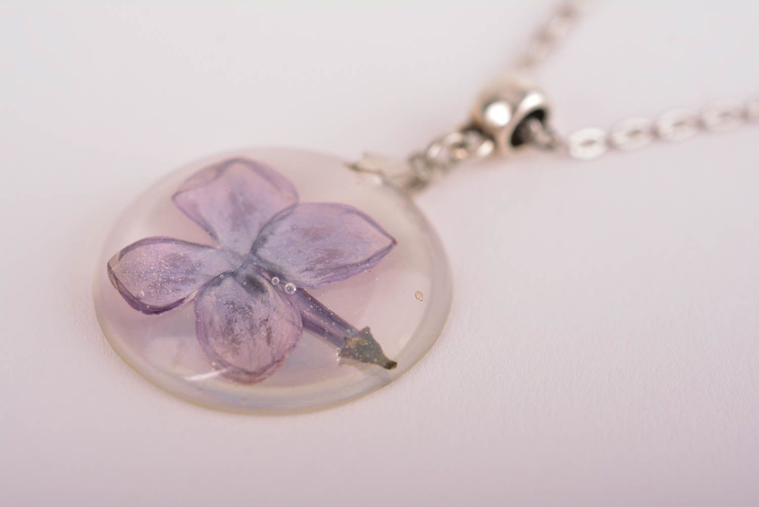 Beautiful handmade flower pendant epoxy resin fashion trends gifts for her photo 4