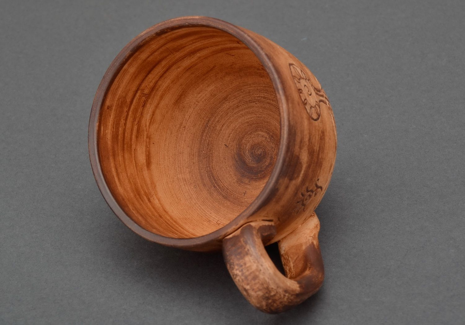 Tasse céramique fait main Mug original en argile Vaisselle design marron photo 2