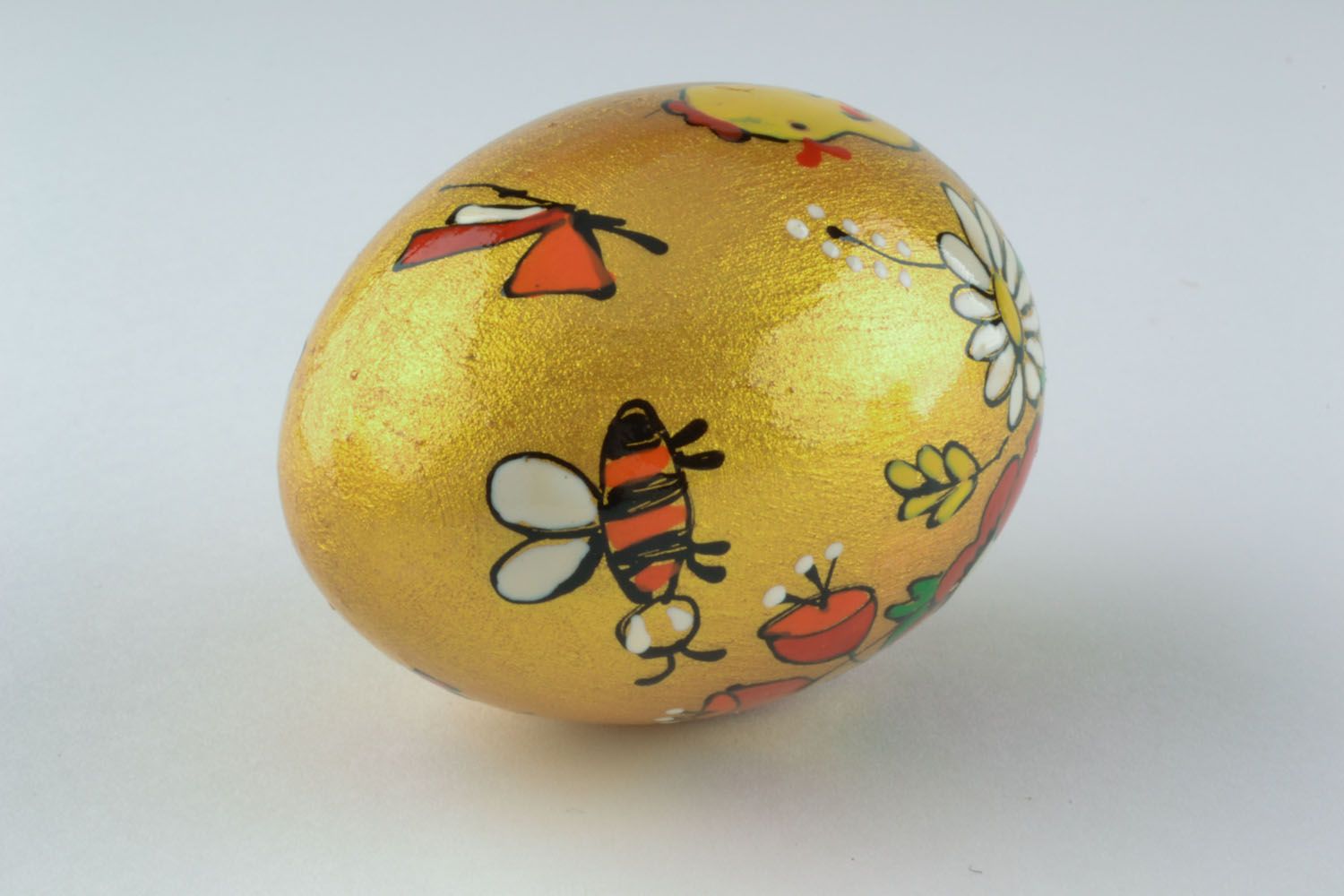 Huevo pintado de madera foto 3