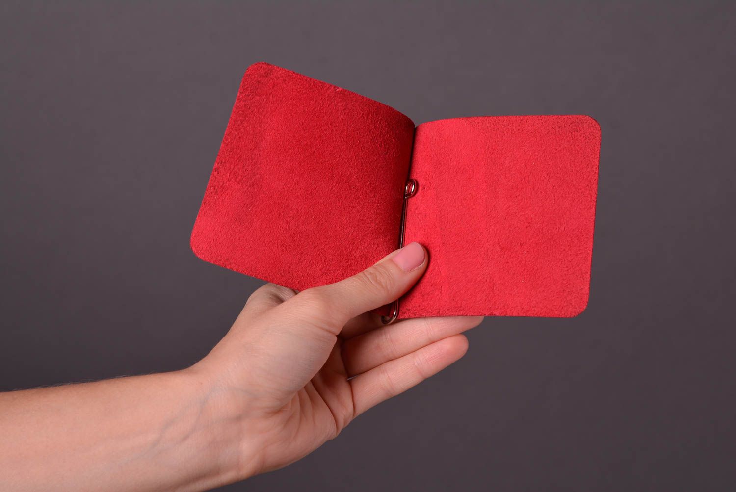 Кошелек ручной работы кожаный кошелек необычный красный кошелек прищепка  фото 5