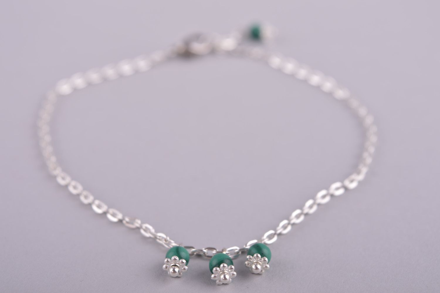 Bracelet pied Bijou fait main perles de rocaille vertes Accessoire femme photo 3