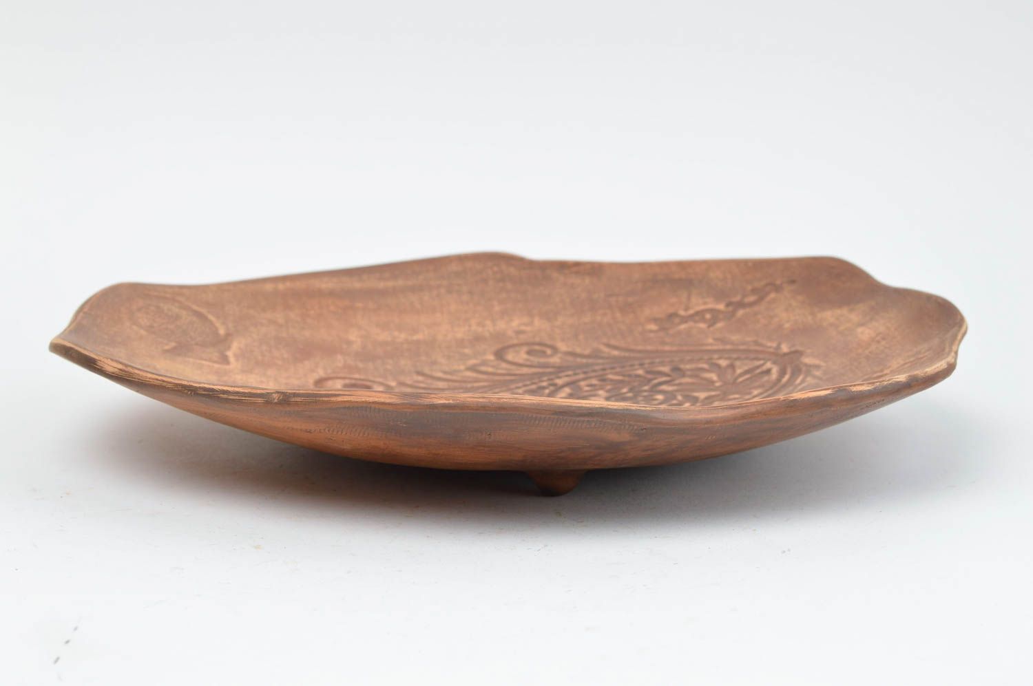 Runder handmade Keramik Teller mit Muster im Öko Stil für Früchte oder Backen foto 3