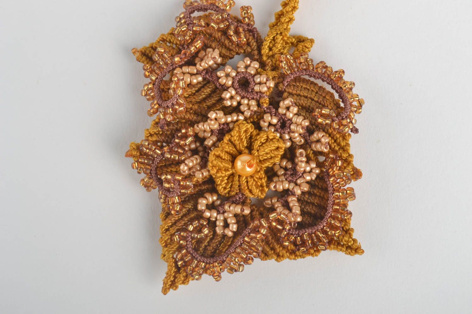 Украшения ручной работы кулон-цветок кулон на шею желтый красивый плетеный фото 3