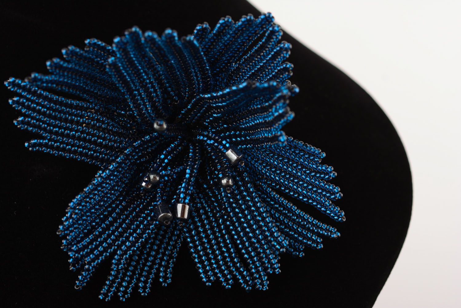 Beaded brooch in the form of a blue flower photo 3