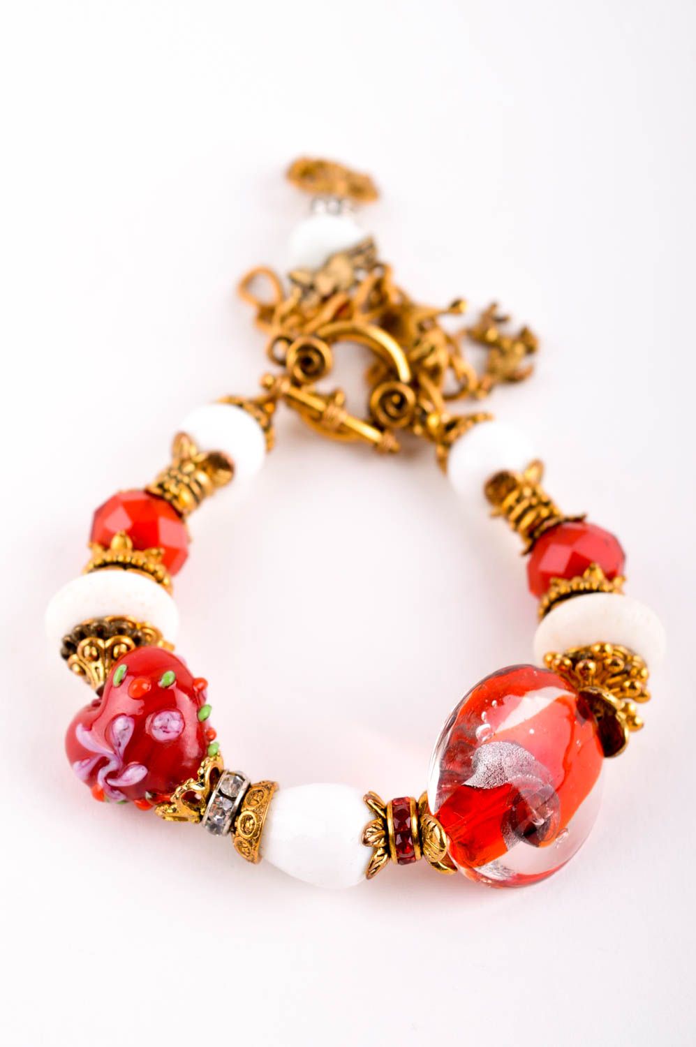 Bracelet en pierres Bijou fait main laiton rouge design Accessoire femme photo 2