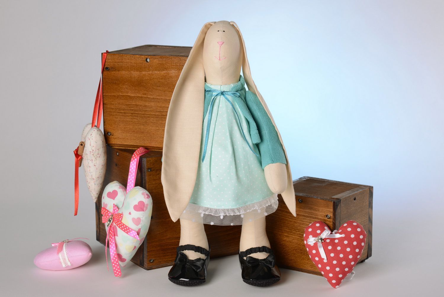 Puppe Häsin im Kleid foto 5