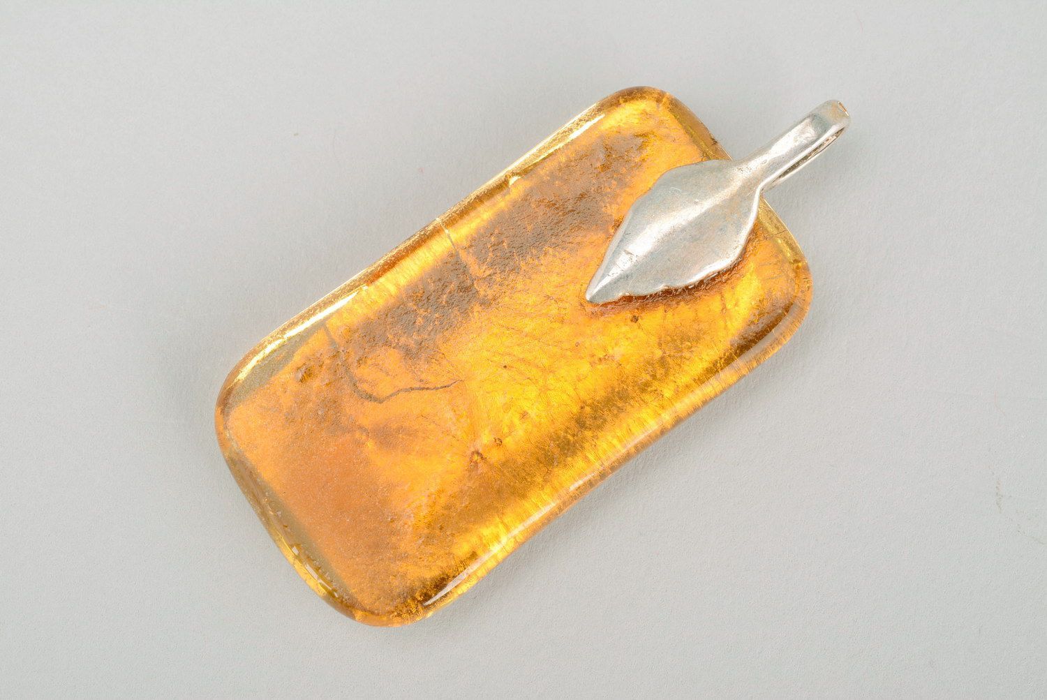 Pendentif fait main réalisé en verre Lingot d'or  photo 1