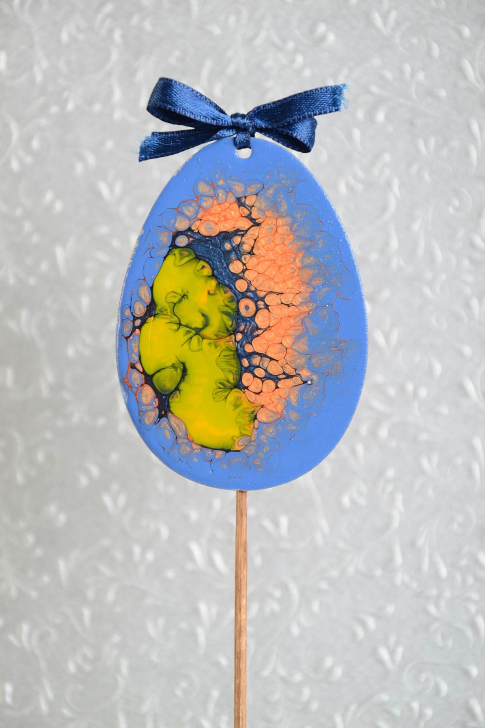 Декоративная палочка для цветочных вазонов с яйцом из фанеры ручной работы фото 1