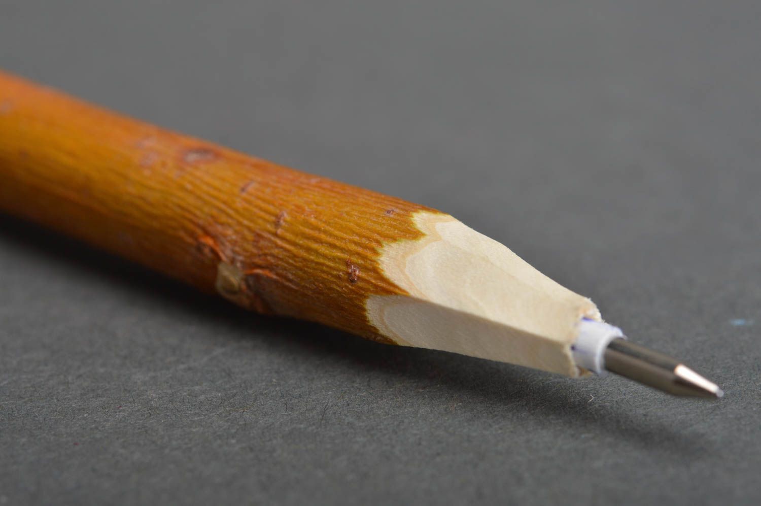 Bolígrafo de madera tallado a mano de materiales naturales regalo original foto 4