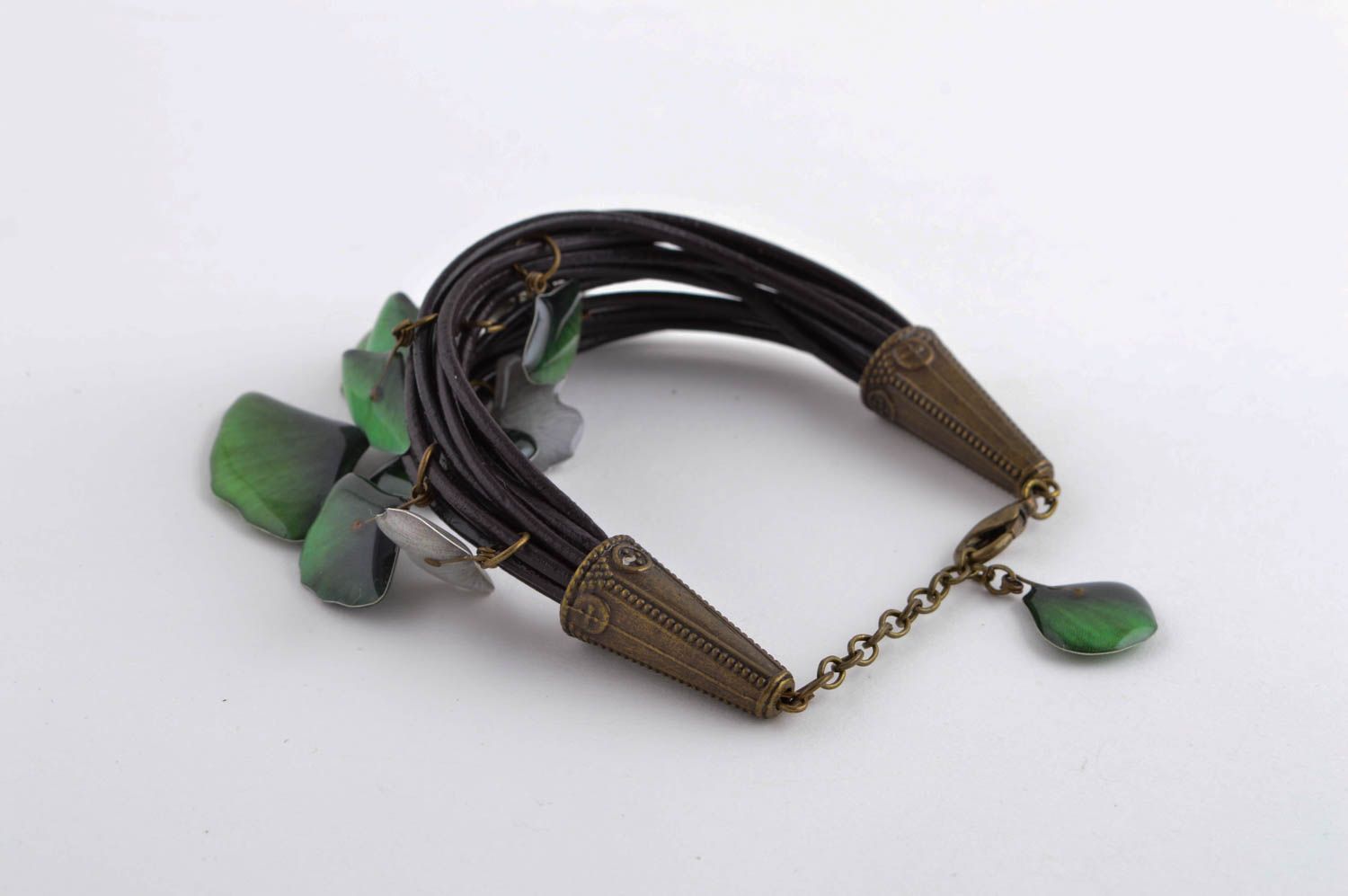 Bracelet en cuir Bijoux fait main noir design Accessoire pour femme original photo 4