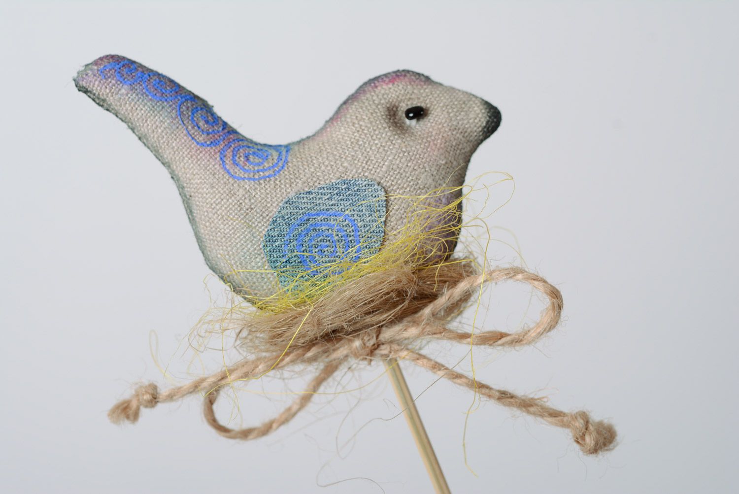 Тканевая птичка на палочке для комнатных растений разрыхлитель льняная handmade фото 2