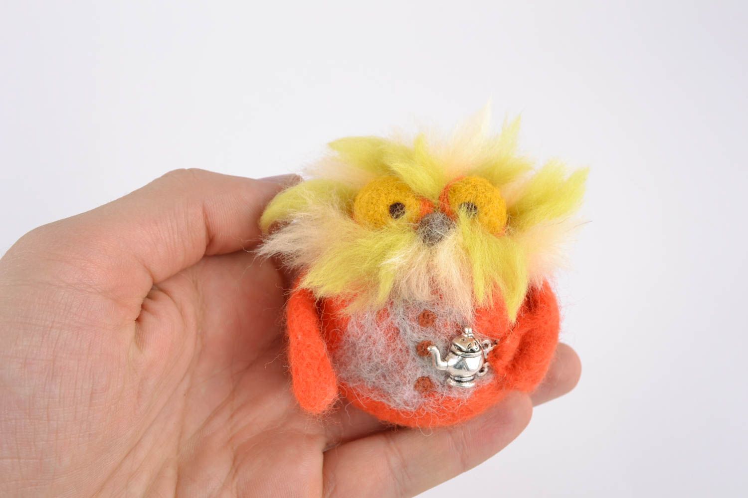 Petit jouet en laine feutrée fait main décoratif original Hibou avec théière photo 3
