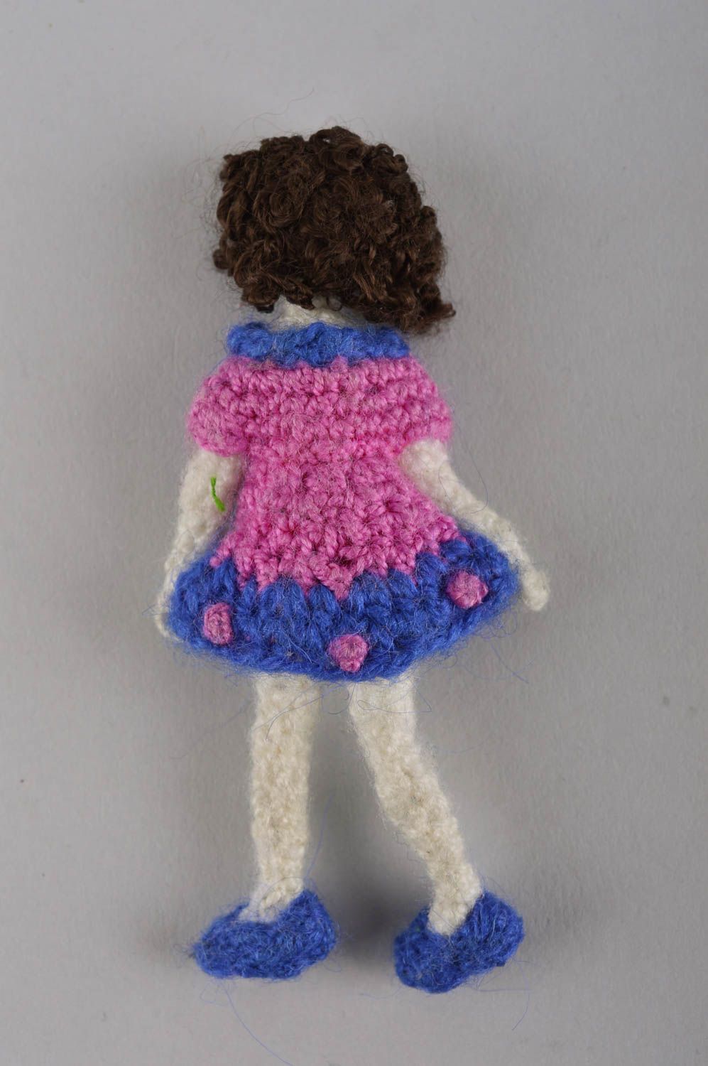 Мягкая игрушка куклы ручной работы кукла крючком интерьерная Девочка в платье фото 3