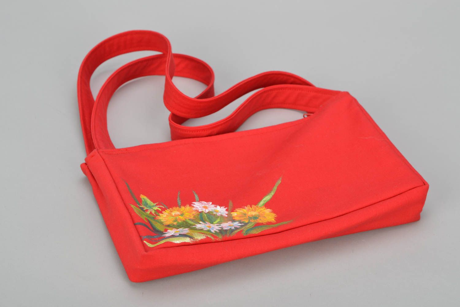Red fabric bag photo 3