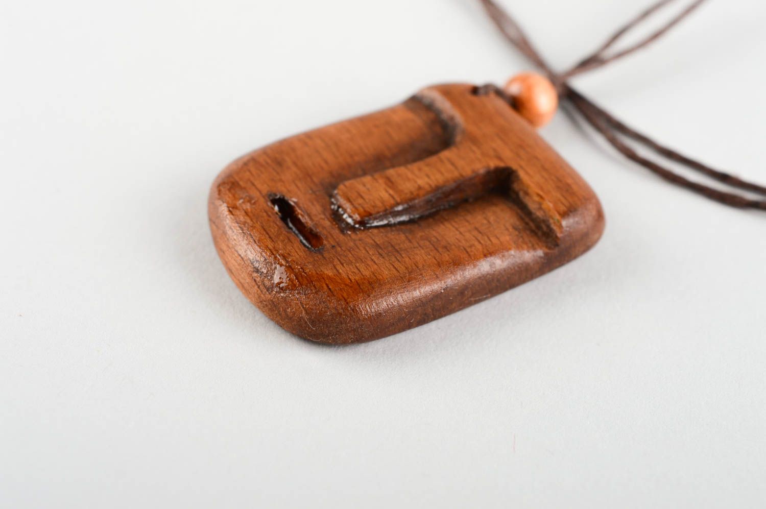 Stylish handmade wooden pendant neck pendant design fashion accessories photo 4