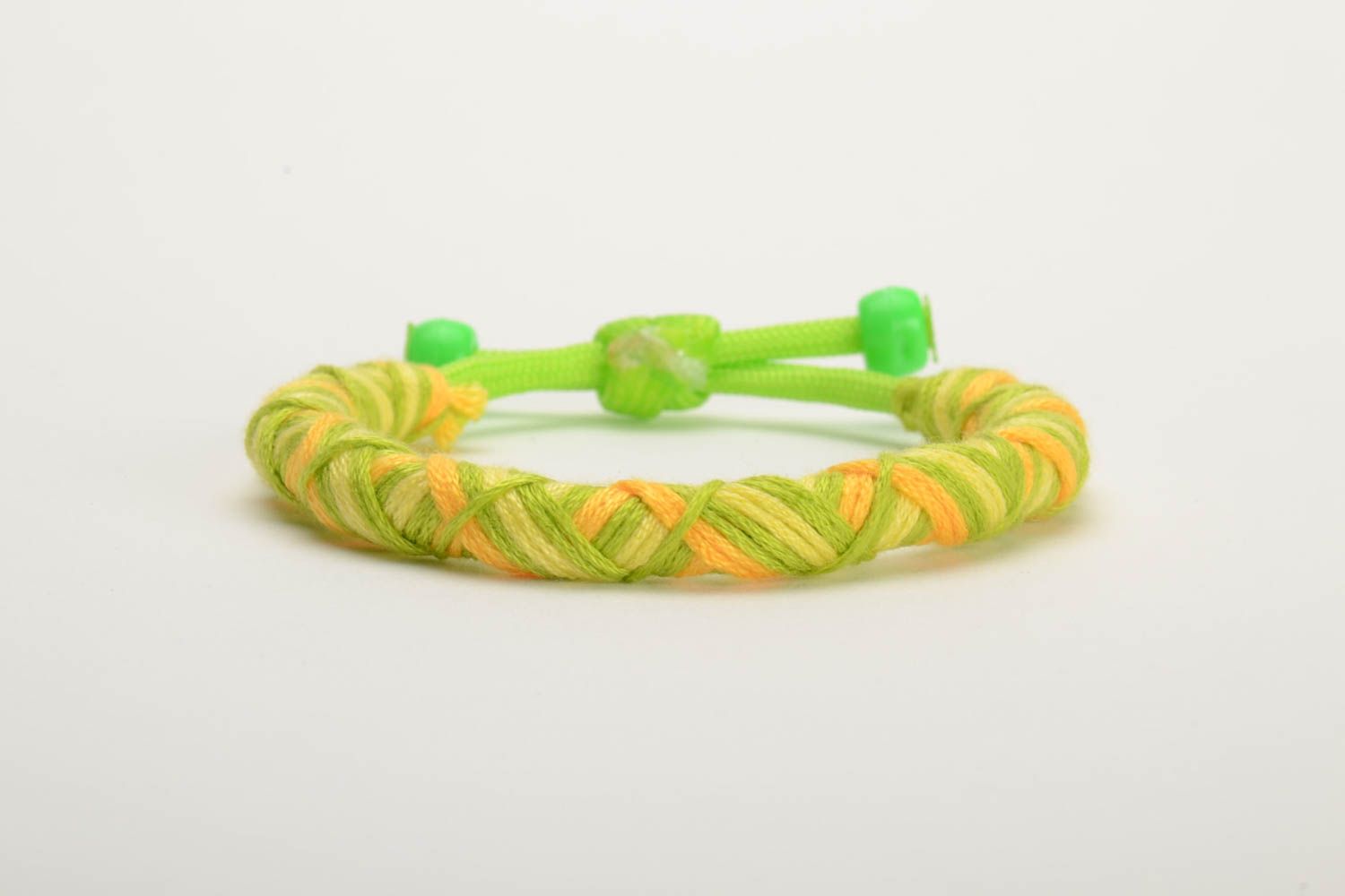 Handmade bracelet made of floss thread and parachute cord beautiful female designer accessory photo 3