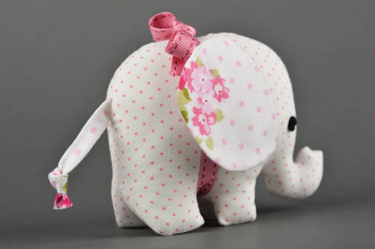 Elefant Kuscheltier handmade Wohnzimmer Deko weiche Kuscheltiere weiß rosa foto 3