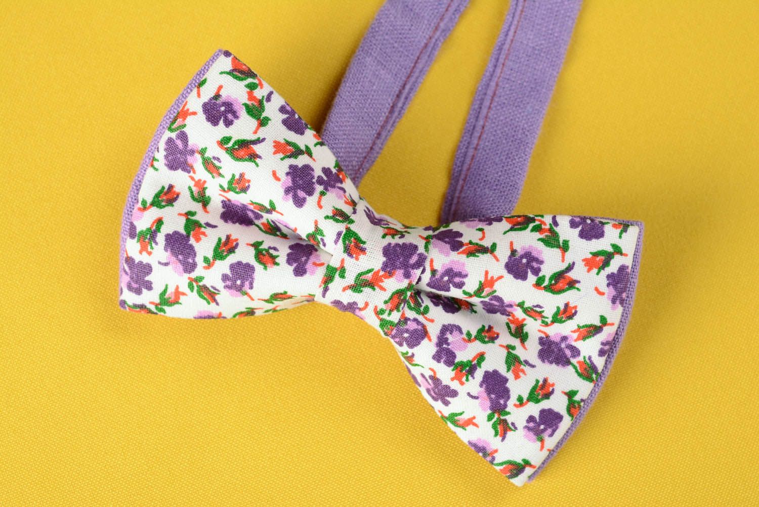 Variegated bow tie photo 3