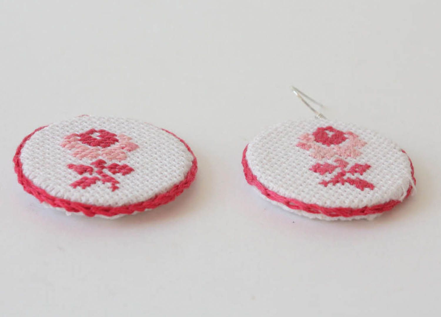Embroidered earrings photo 4