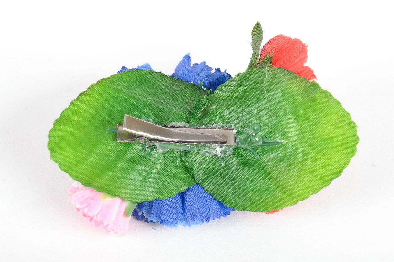Brooch hairpin made of flowers photo 2