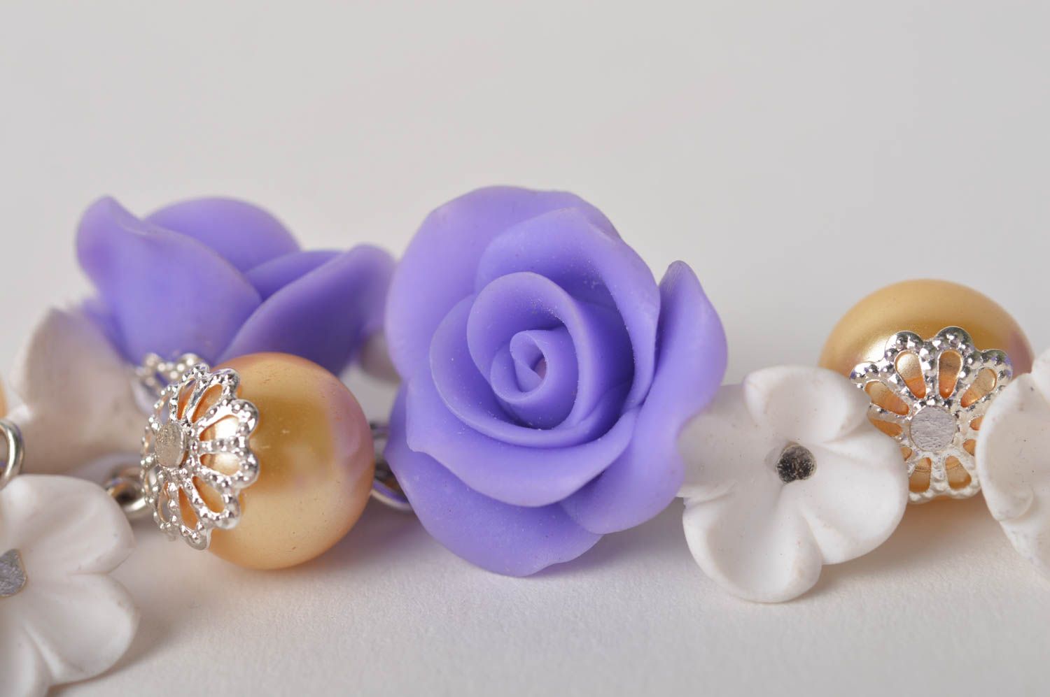 Bracelet fleurs en pâte polymère Bijou fait main mauve original Cadeau femme photo 4