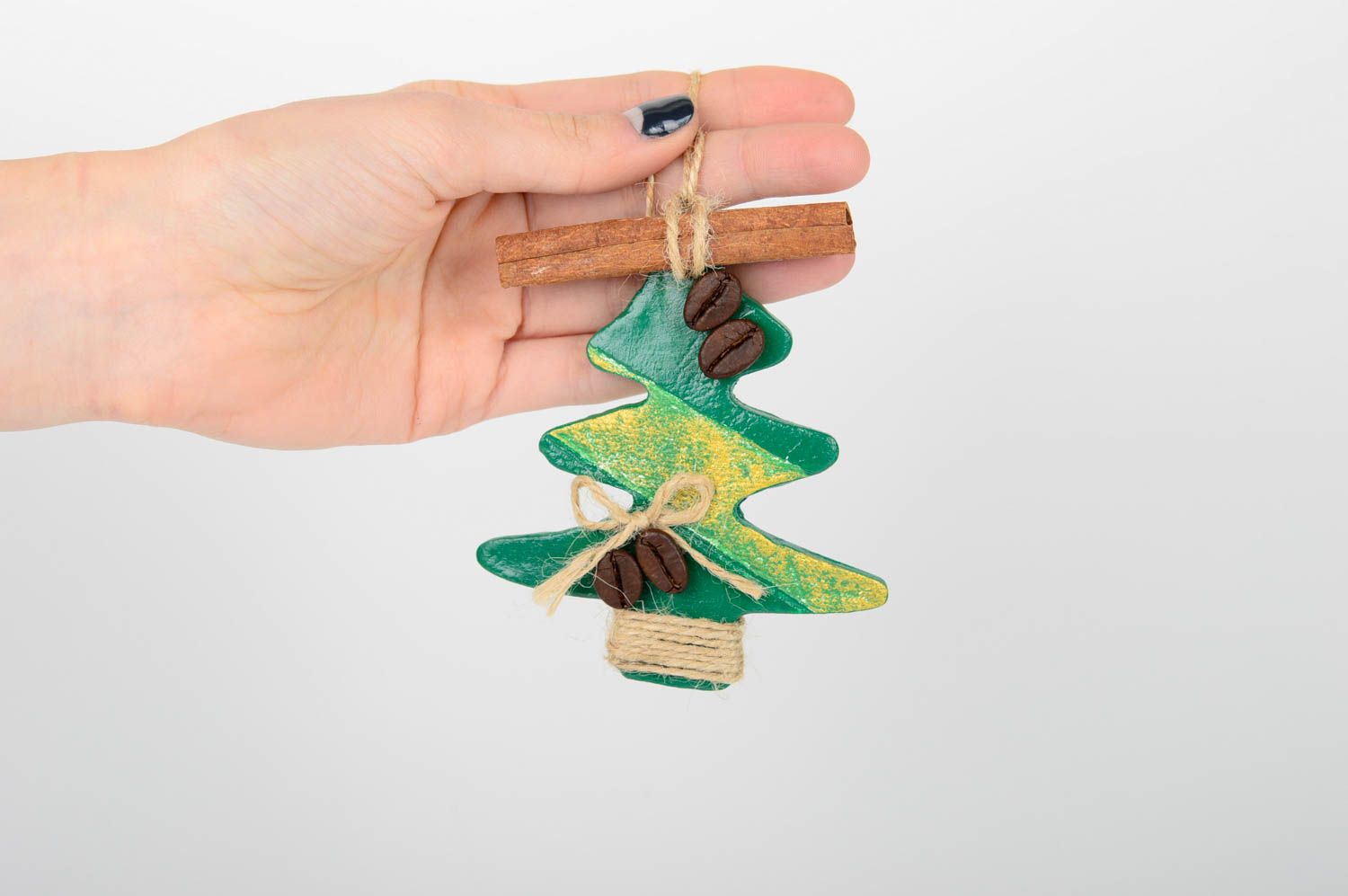 Игрушка на елку handmade декор для дома игрушка из глины расписная Елка зеленая фото 2
