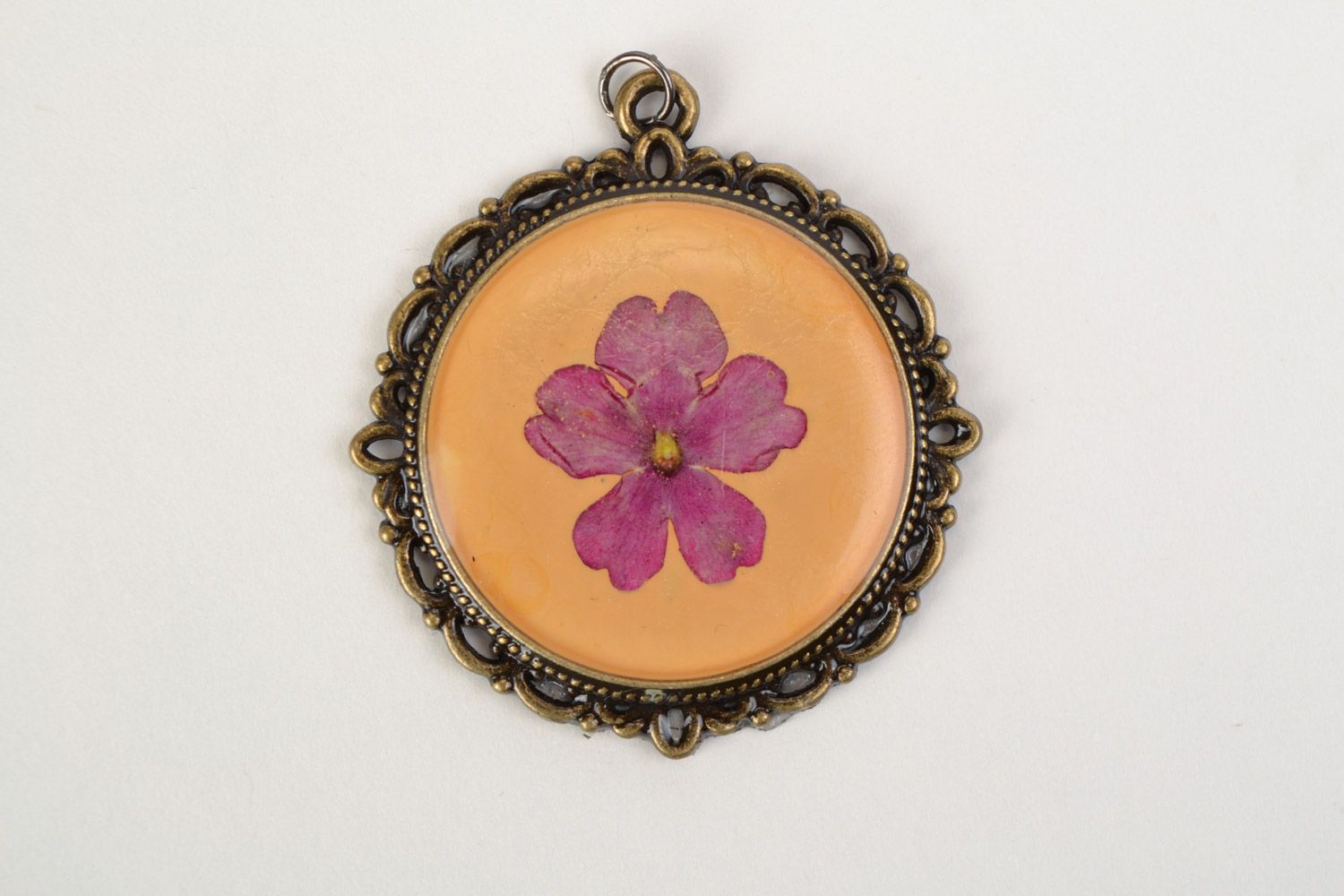 Handmade round pendant with vintage metal basis and flower in jewelry resin photo 5