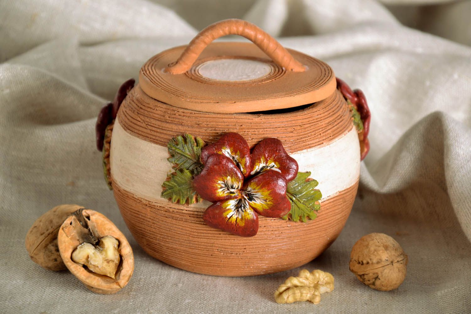 Ceramic pot for bulk products photo 1
