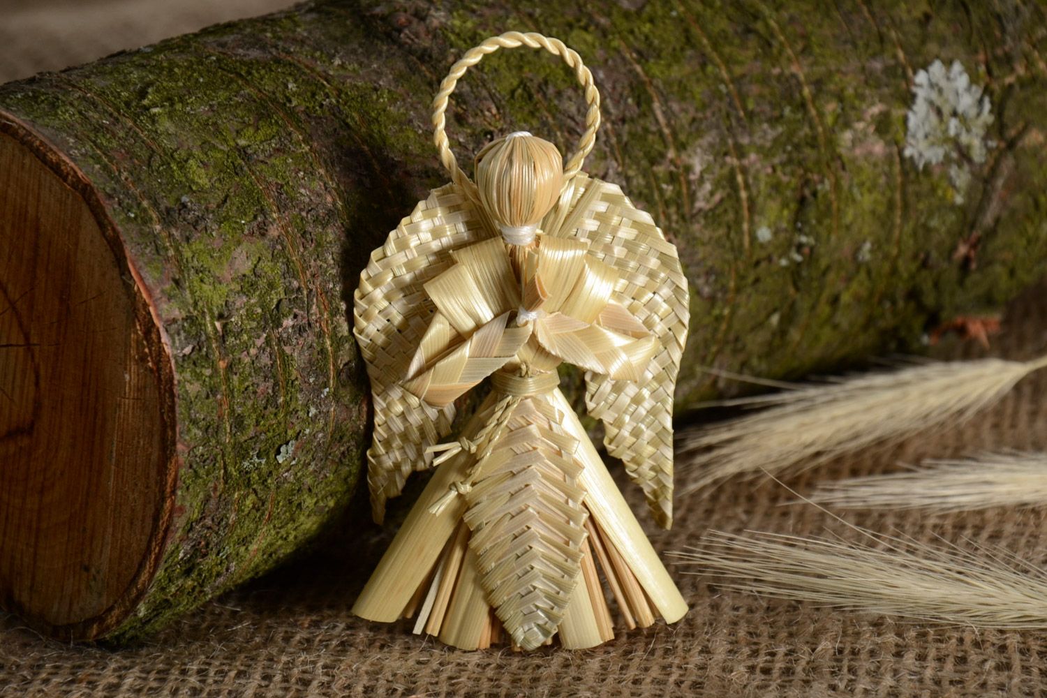 Интерьерная подвеска плетеная из соломы ручной работы Ангел-хранитель эко-декор фото 5
