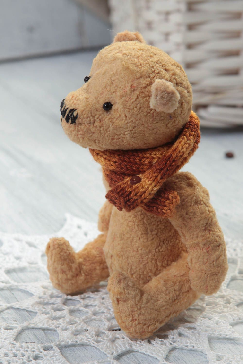 Peluche ours fait main Jouet enfant Cadeau original cousu en peluche beige photo 1