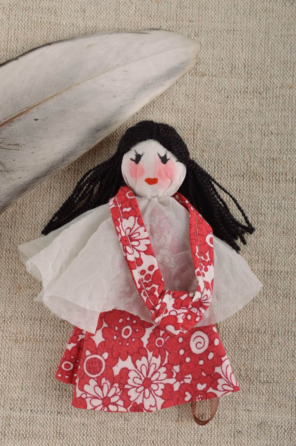 Porte-clé poupée Accessoire fait main en tissus Cadeau original pour fille photo 1