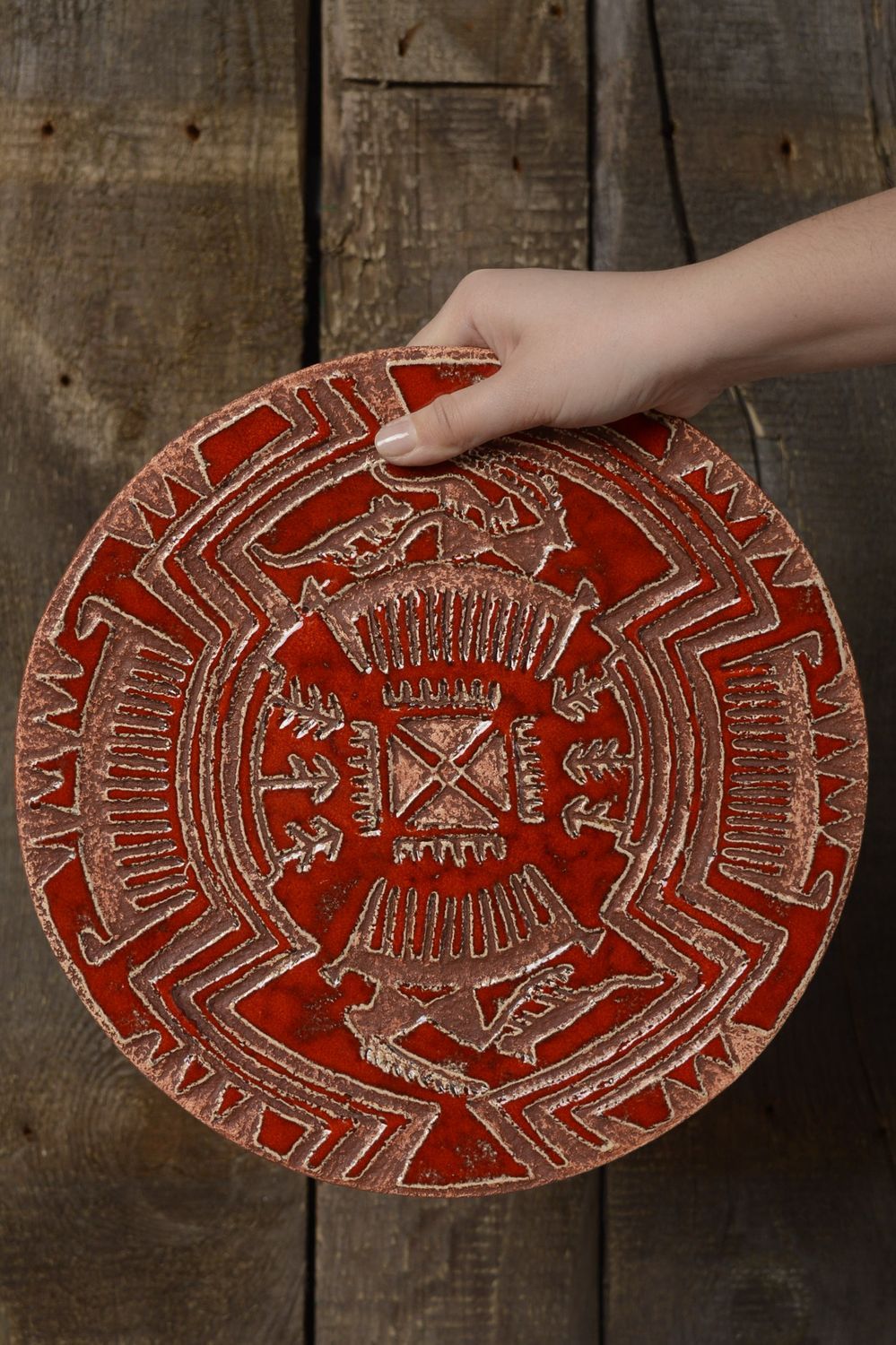 Assiette-amulette en céramique faite main Chasse photo 3