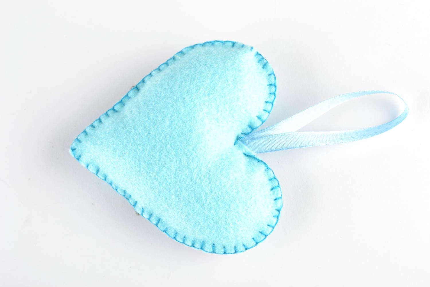 Текстильная подвеска сердце голубая  фото 4