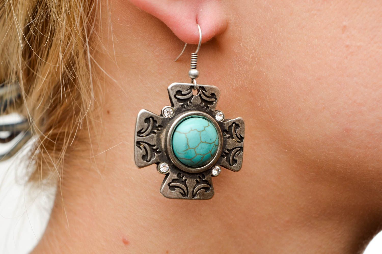 Geschenk für Frauen Handmade Ohrringe Designer Schmuck Metall Ohrringe Kreuz foto 2