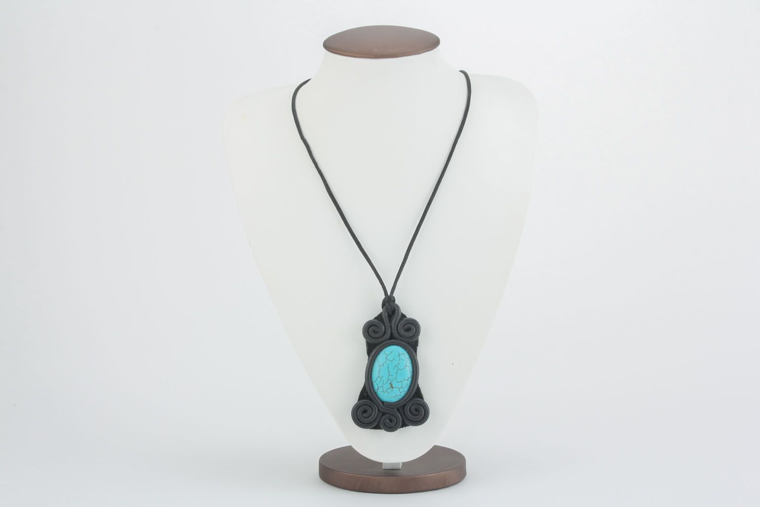 Leather pendant with turquoise photo 3