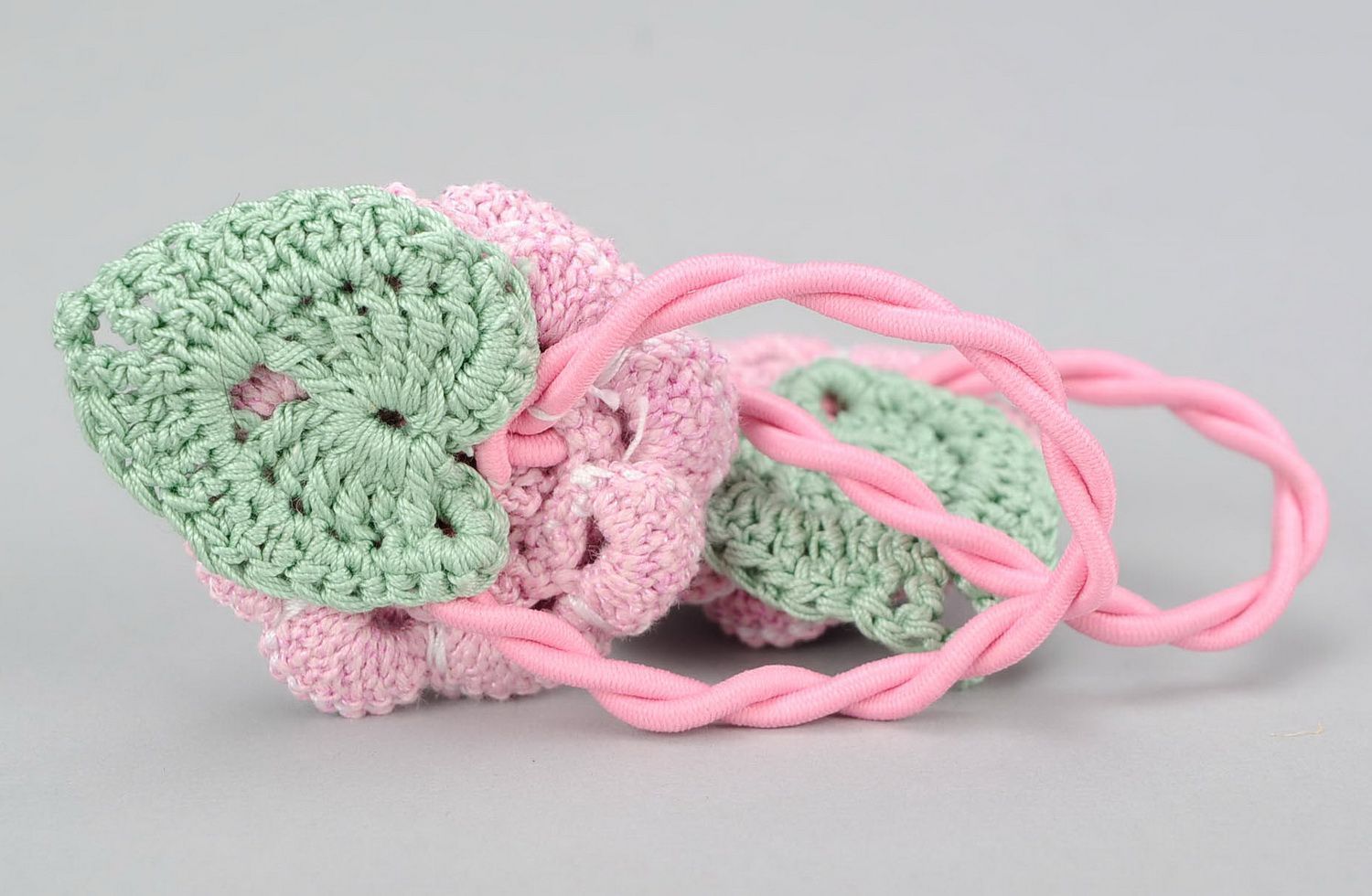 Set of knitted scrunchies Roses photo 3