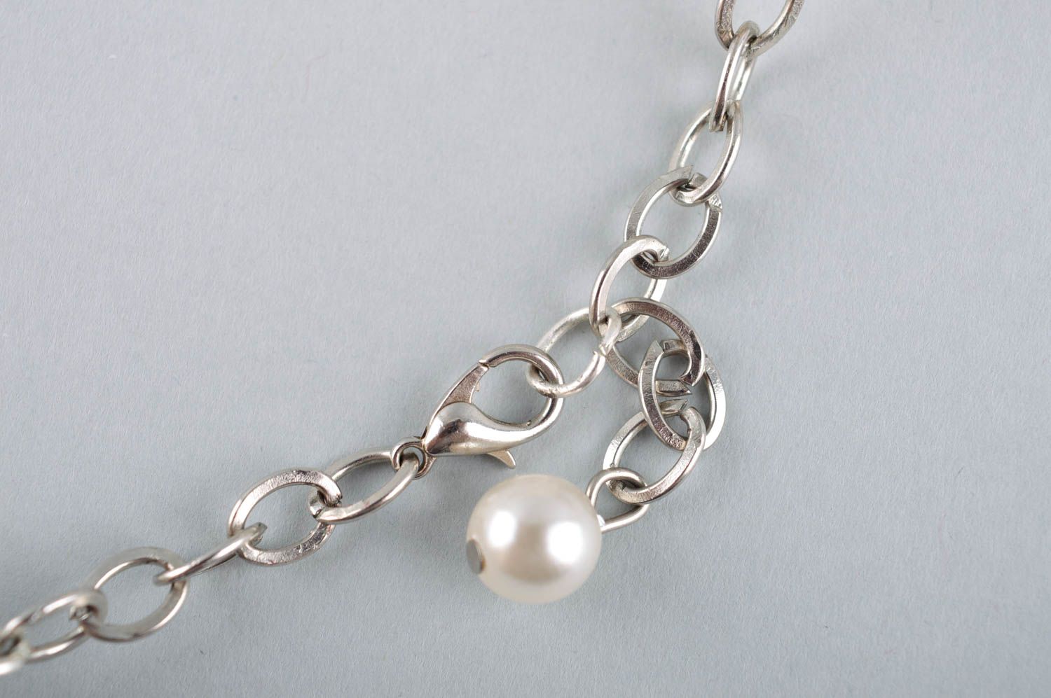 Collier blanc Bijou fait main en perles de rocaille élégant Cadeau femme photo 5