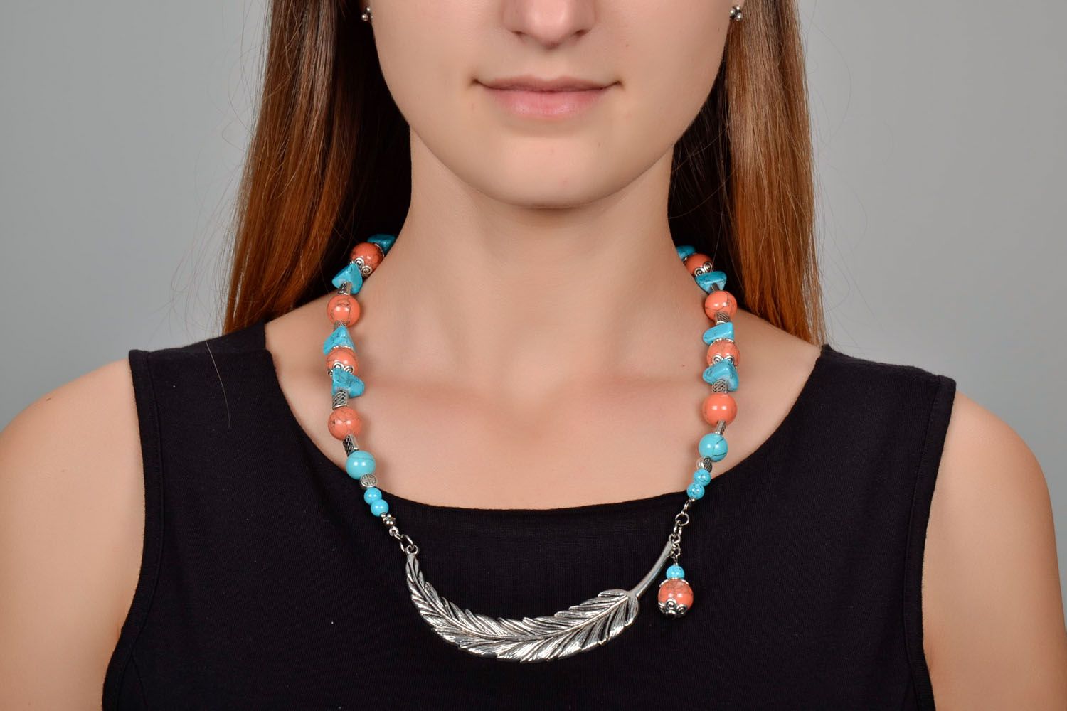 Necklace made of turquoise  photo 1