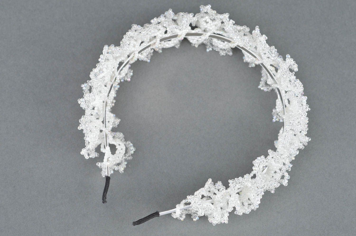 Beautiful white handmade woven beaded lace headband on thin basis photo 5