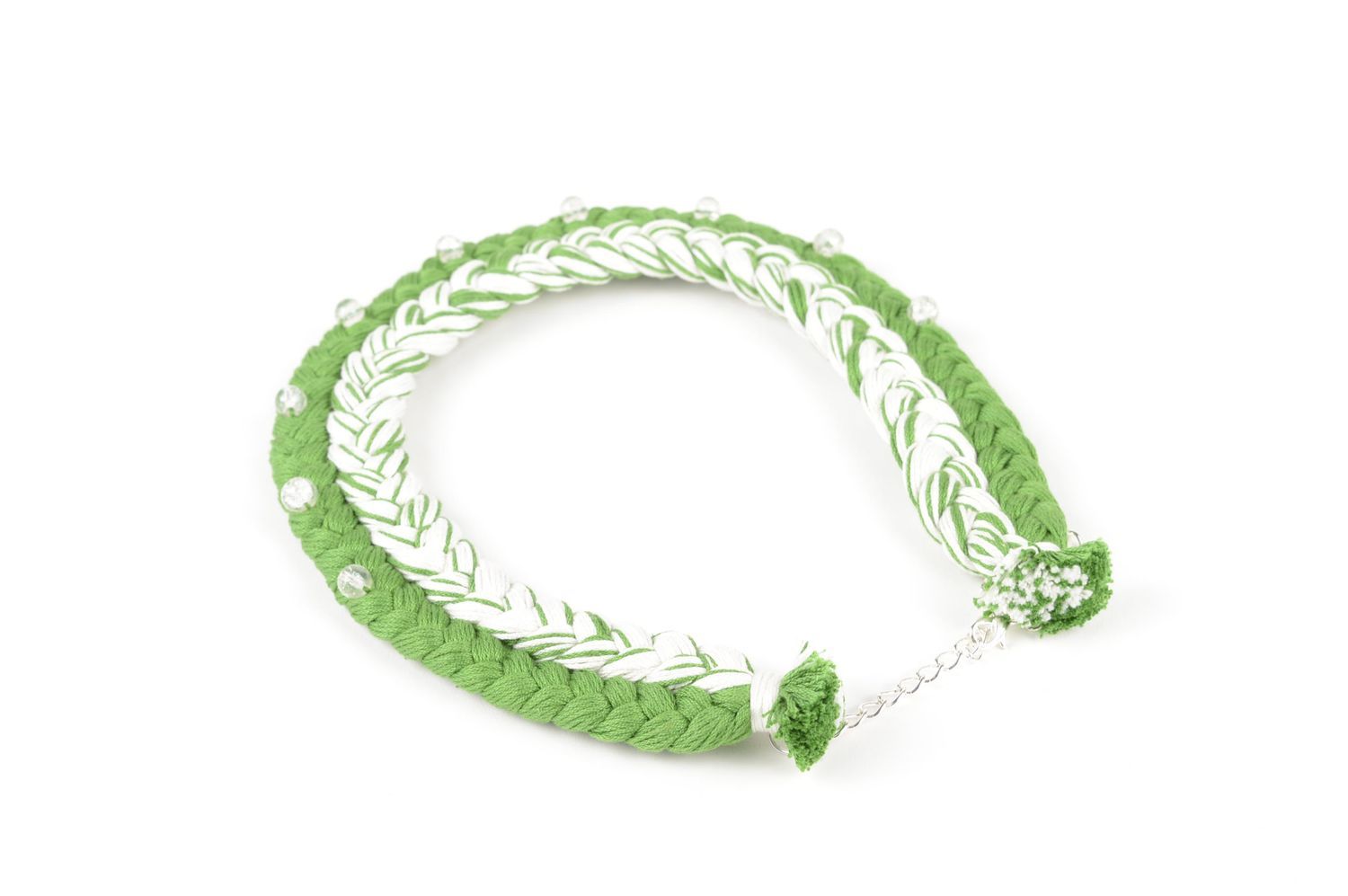 Collier textile Bijou fait main en vert et blanc tressé Cadeau femme design photo 1