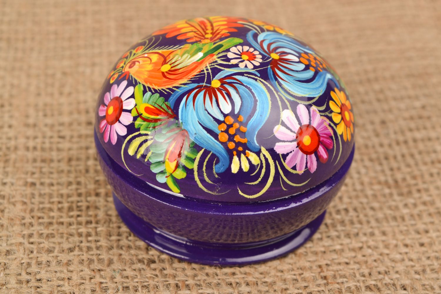 Boîte à bijoux de bois ronde faite main avec peinture de Petrykivka décoration photo 1